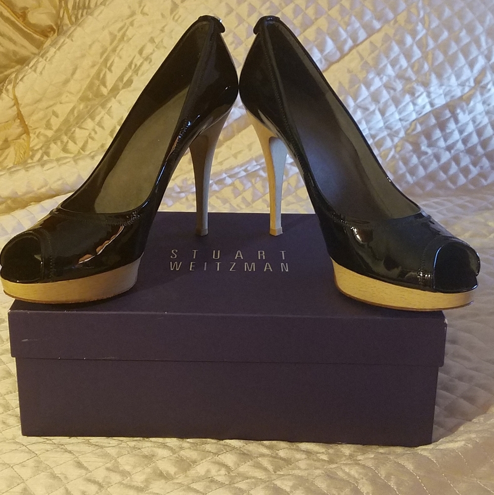 Stuart Weitzman black patent leather heels sz 9.5